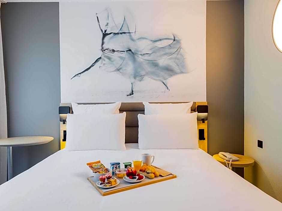 Mercure Paris Massy Gare TGV