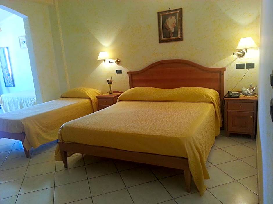 Hotel Mistef