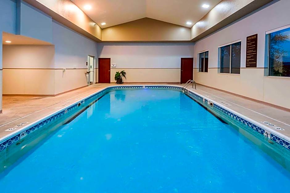 Seasons Inn & Suites Highland