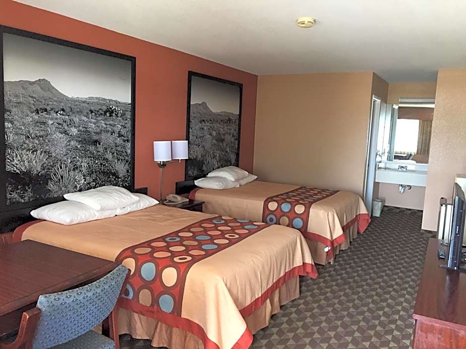 Super 8 by Wyndham Bastrop TX