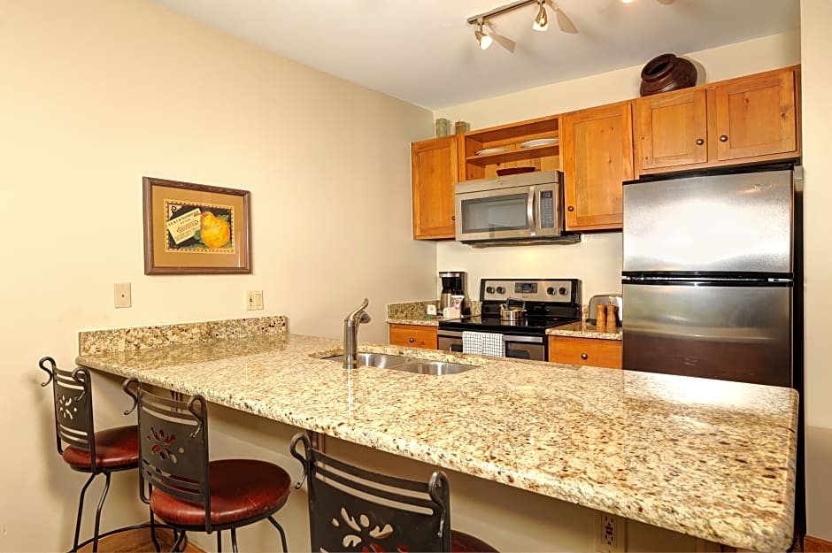 Jackpine & Black Bear Condominiums by Keystone Resort