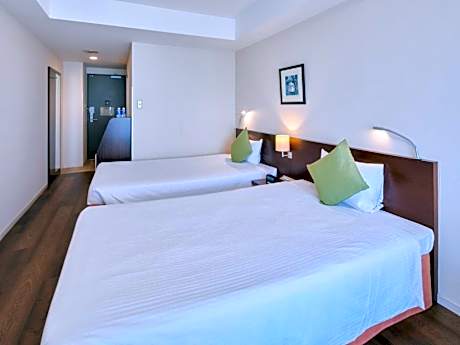 Room Selected at Check-In - Non Smoking
