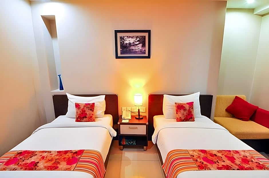 Daima Hotel Padang