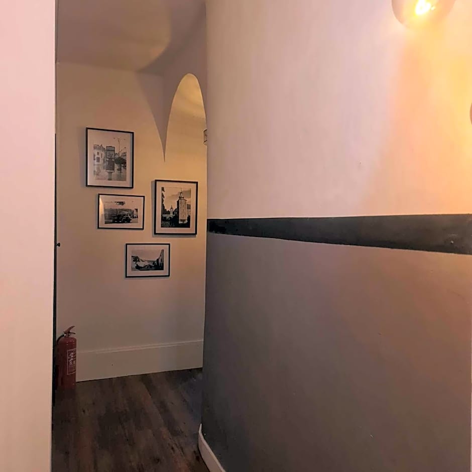 Feel at Home - Holiday Studio