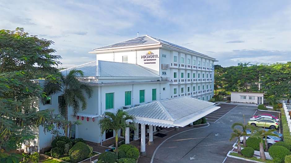 Microtel by Wyndham South Forbes near Nuvali