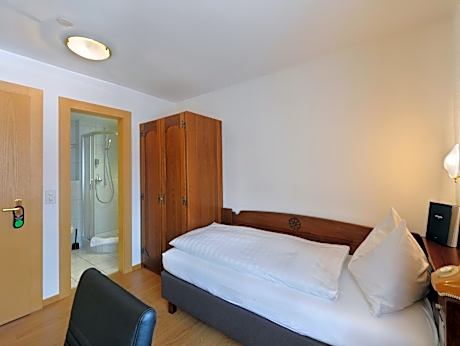 Mountain View Single Room