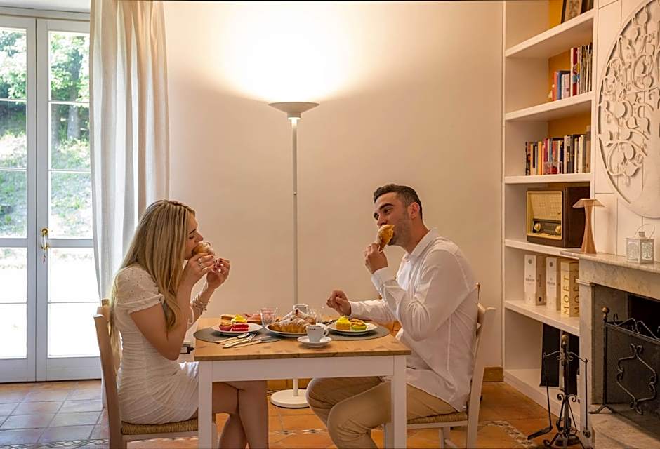 Villa LeMarche b&b