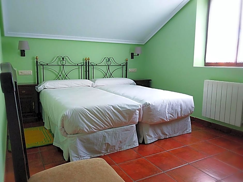 Hotel Rural El Otero