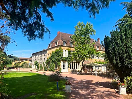Logis Hôtels Château de La Barge