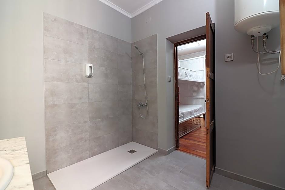 Feel Hostels City Center