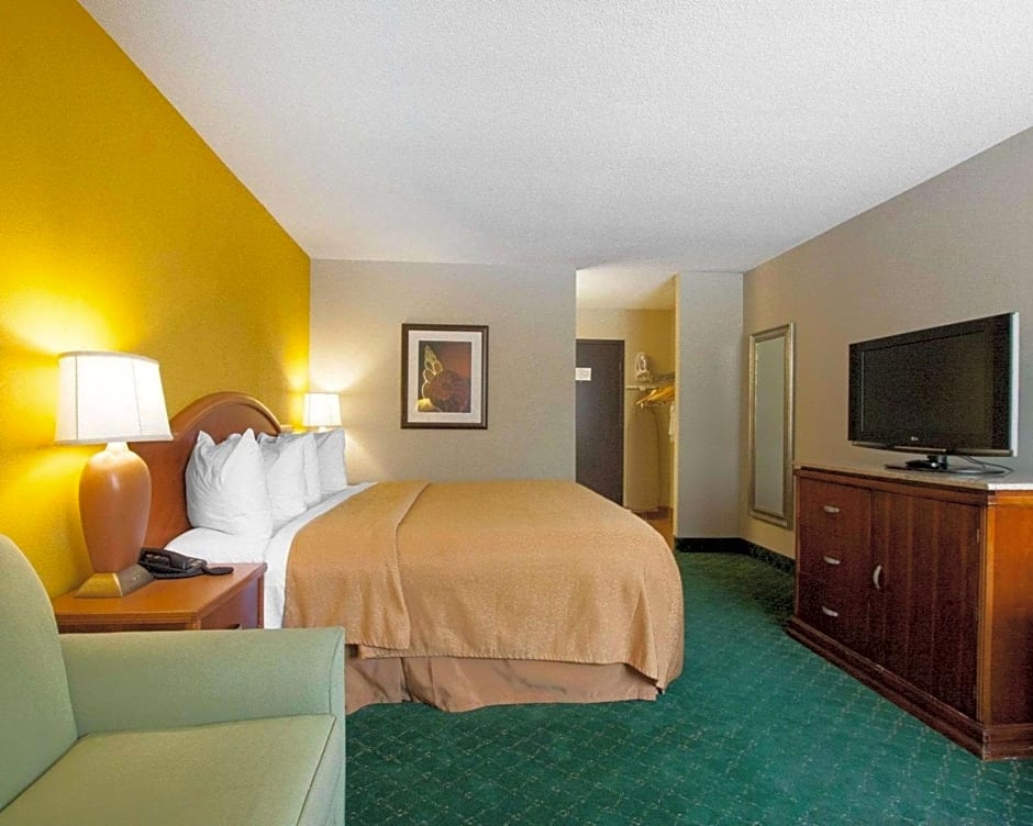 Quality Inn Cairo I-57