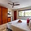 Luxury Apt Gym Jacuzzi WIFI Starlink