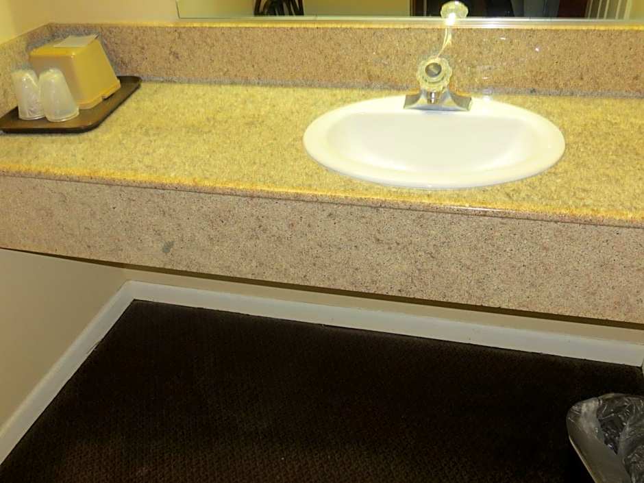 Executive Inn & Suites Sacramento