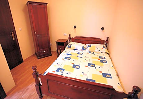 Economy Single Room