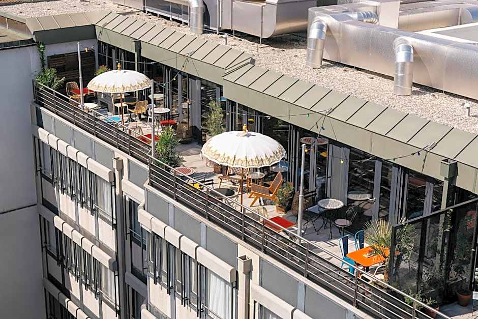 Ruby Claire Hotel Geneva Rooms