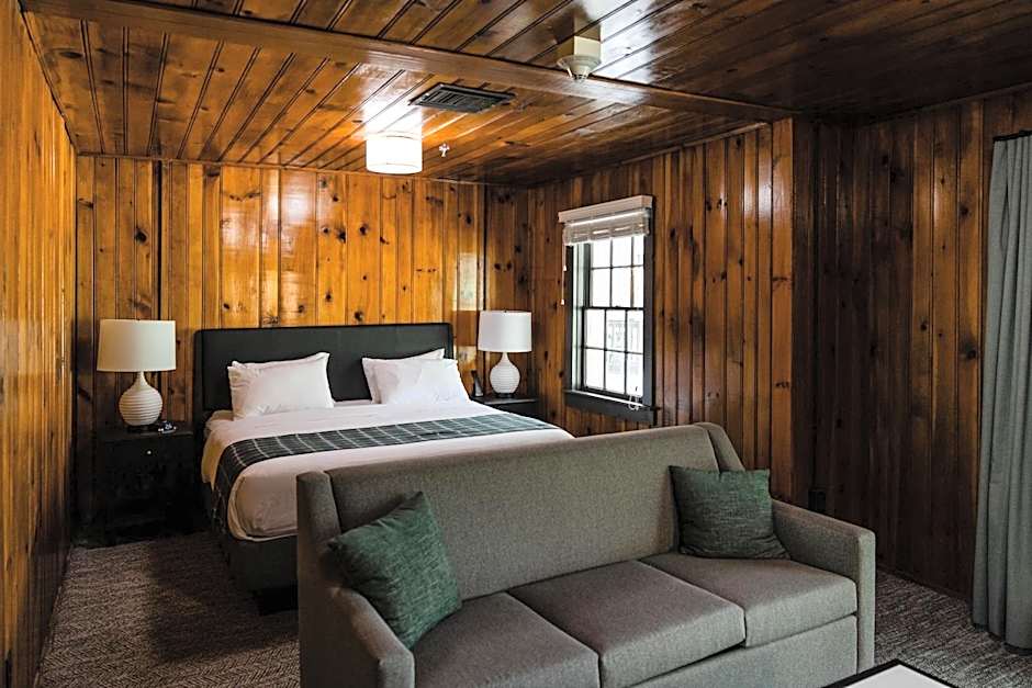 Waynesville Inn and Golf Club, Tapestry Collection by Hilton