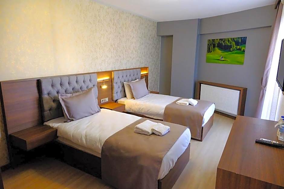 GRAND SALIZZE HOTEL