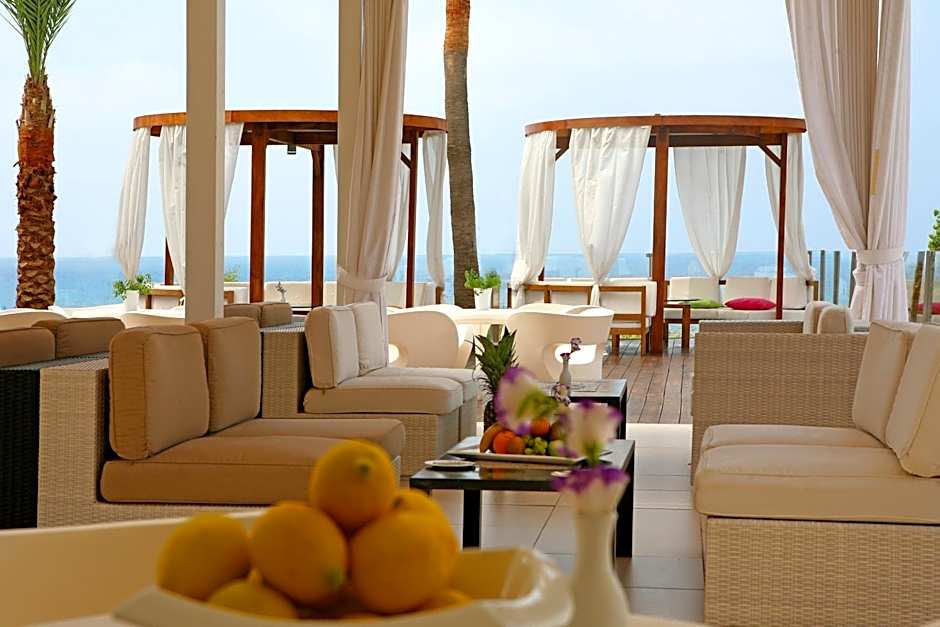 Napa Mermaid Hotel & Suites