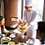 Hotel Crown Hills Okaya
