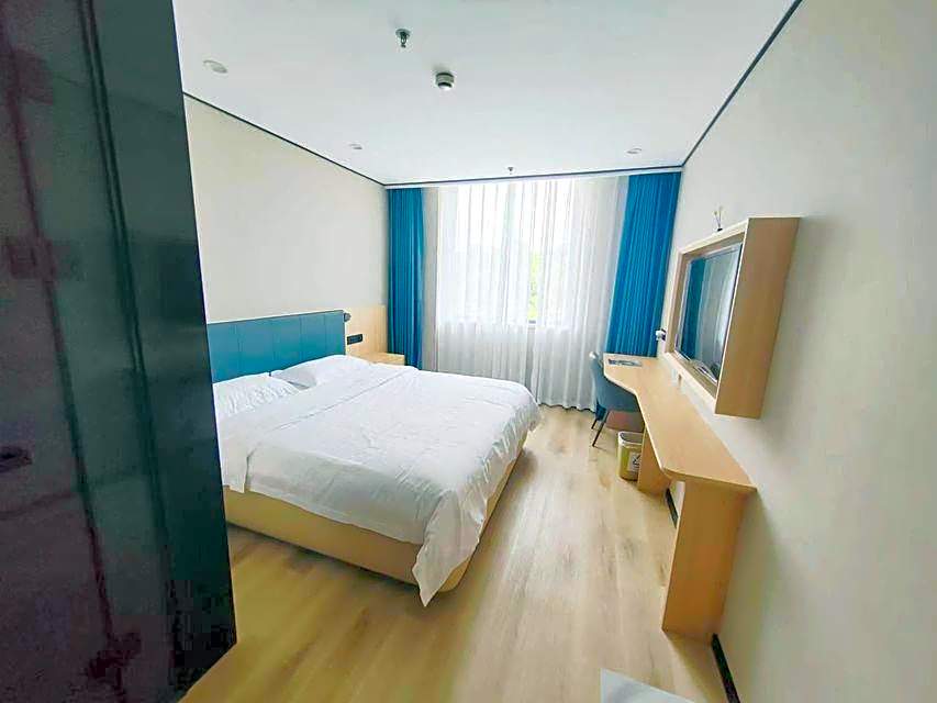 GreenTree Inn Jiaxing Zhapu jiulong Mountain Express Hotel