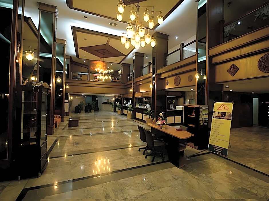 Ayutthaya Grand Hotel