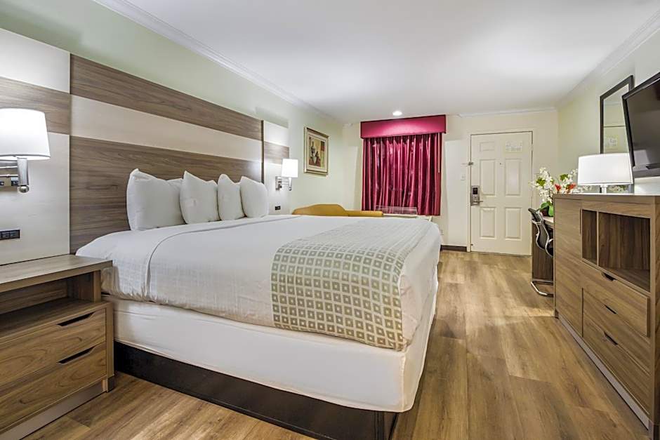 Americas Best Value Inn Columbus, TX