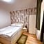 Easy Star Hotel