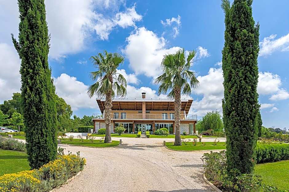 Casale Delle Ronde B&B