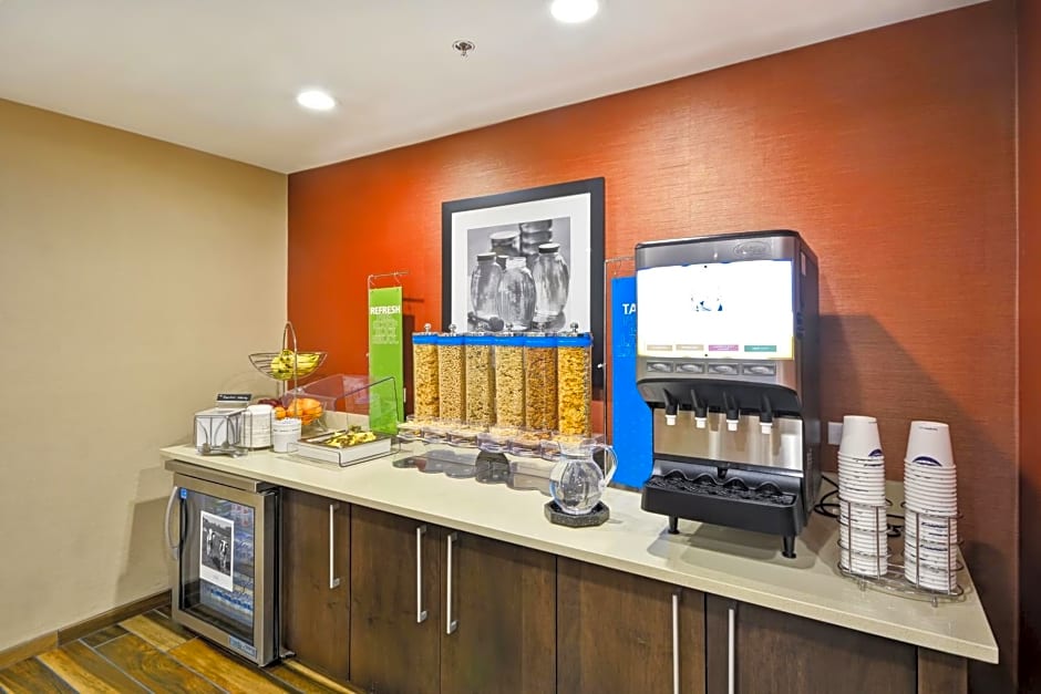 Hampton Inn Suites Grants Pass