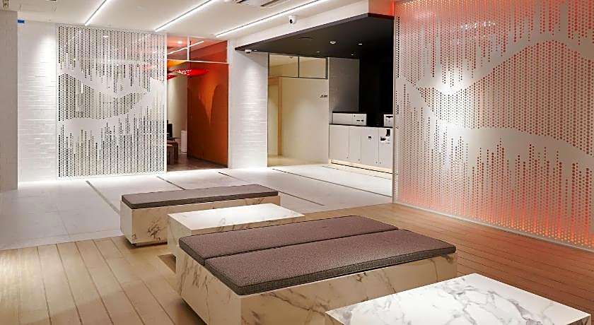 Henn na Hotel Komatsu Ekimae