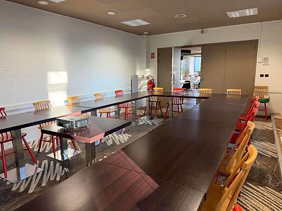 ibis Rennes Cesson