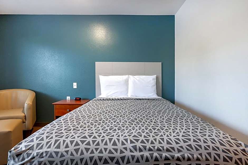 Woodspring Suites Huntsville/ Madison