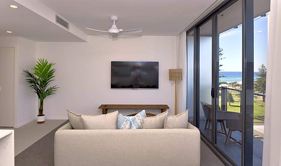 X Kirra Apartments