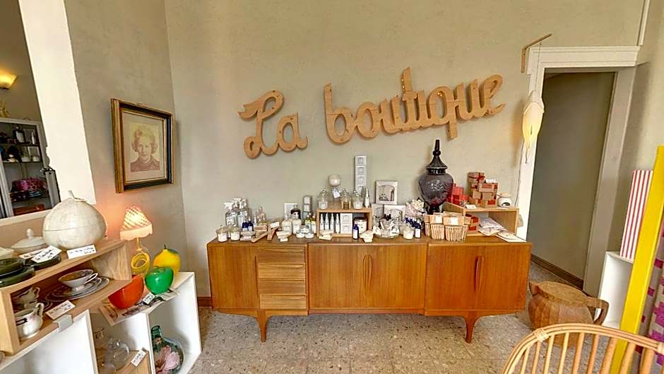 Hôtel L'orque Bleue