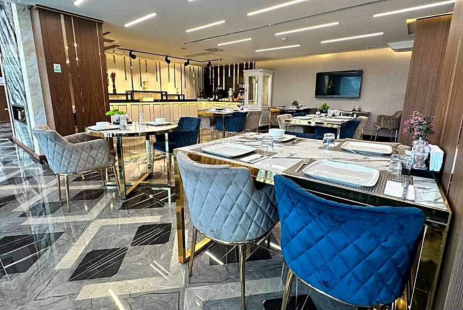 Operla Airport Hotels, Trademark Collection by Wyndham