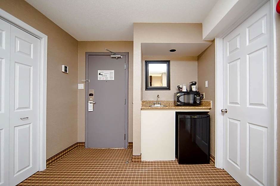 Best Western Plus Ottawa/Kanata Hotel & Conference Centre