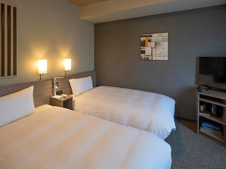 Twin Room - Non-Smoking
