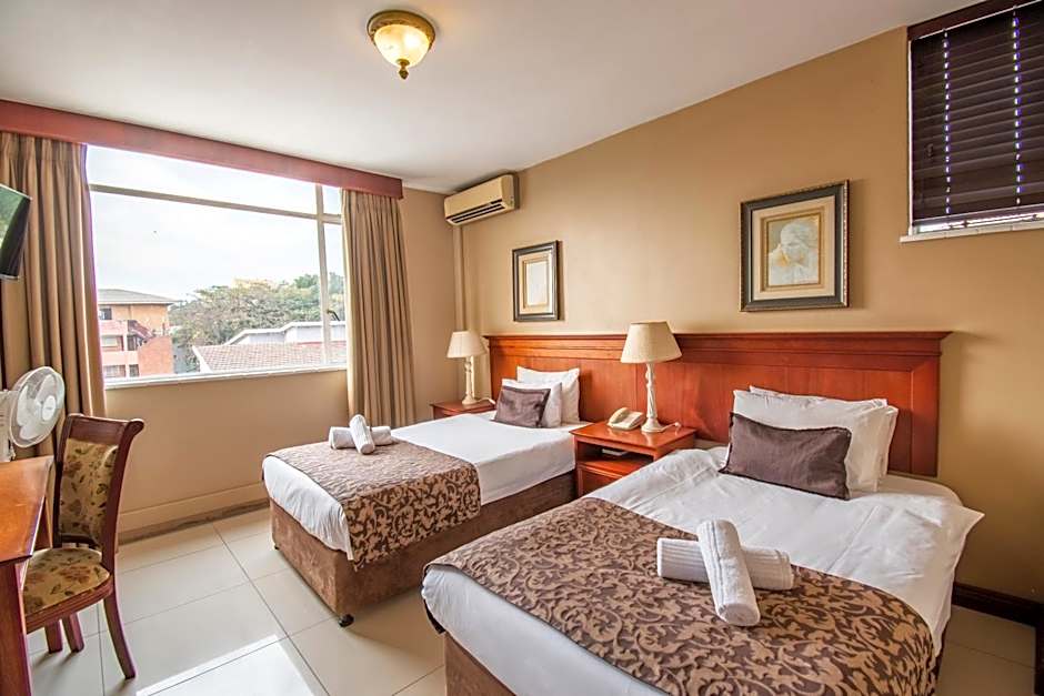 Emakhosini Hotel On East