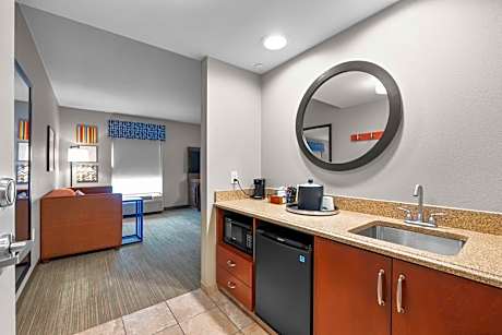 King Studio Suite - Non-Smoking