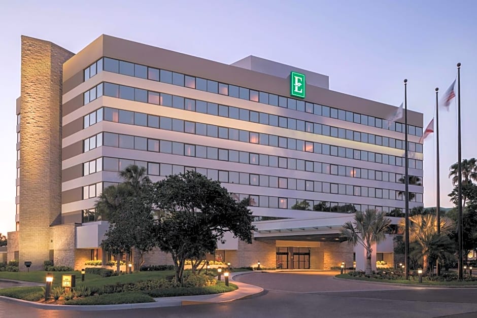 Embassy Suites by Hilton Orlando International Drive ICON Park