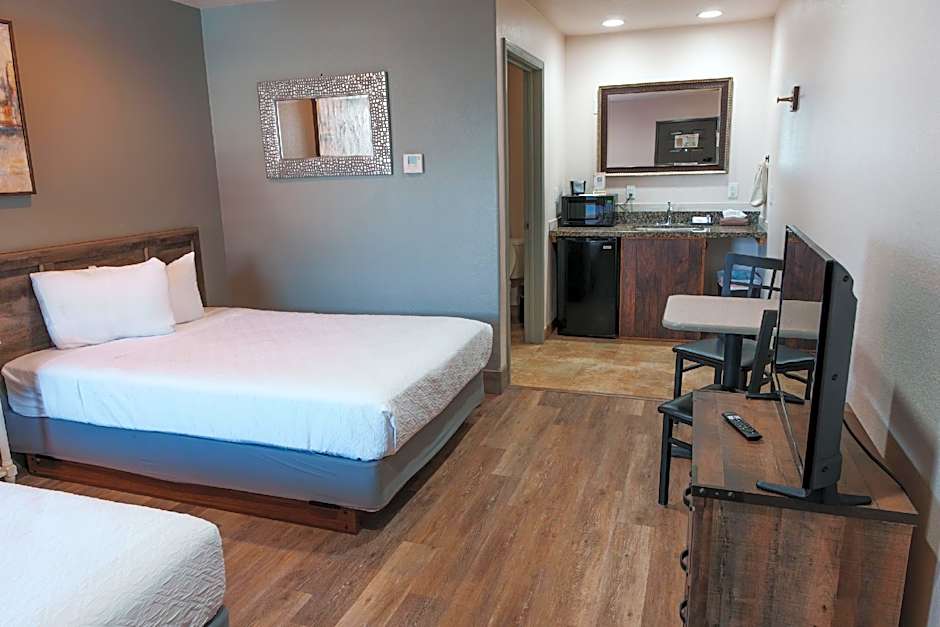 Photo 1 of 16 of Standard 2 Double Beds