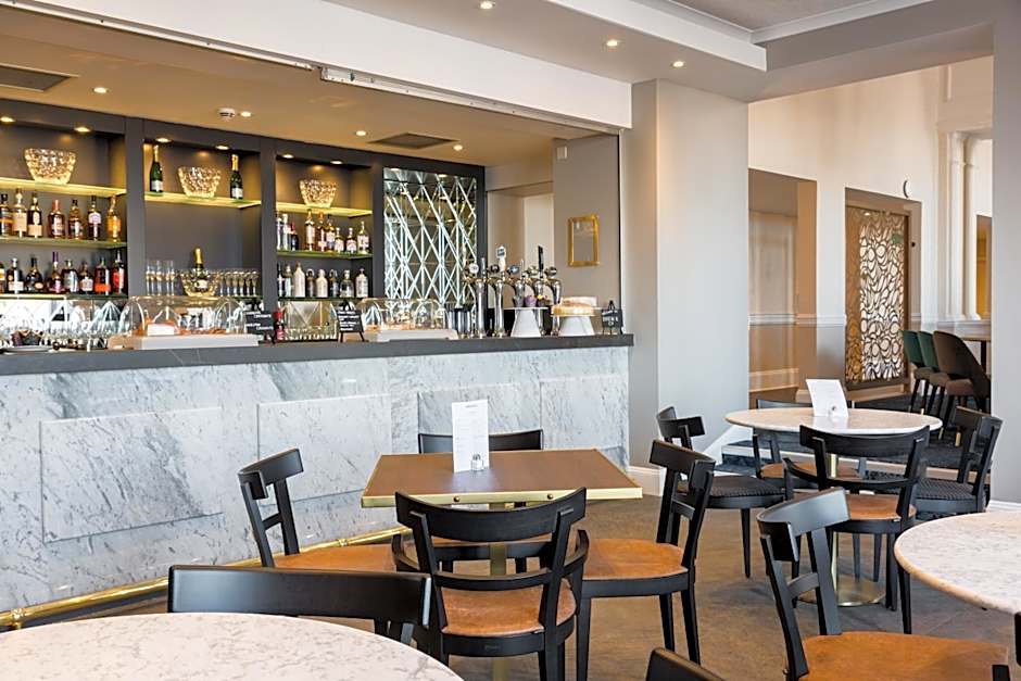 The Perle Oban Hotel & Spa