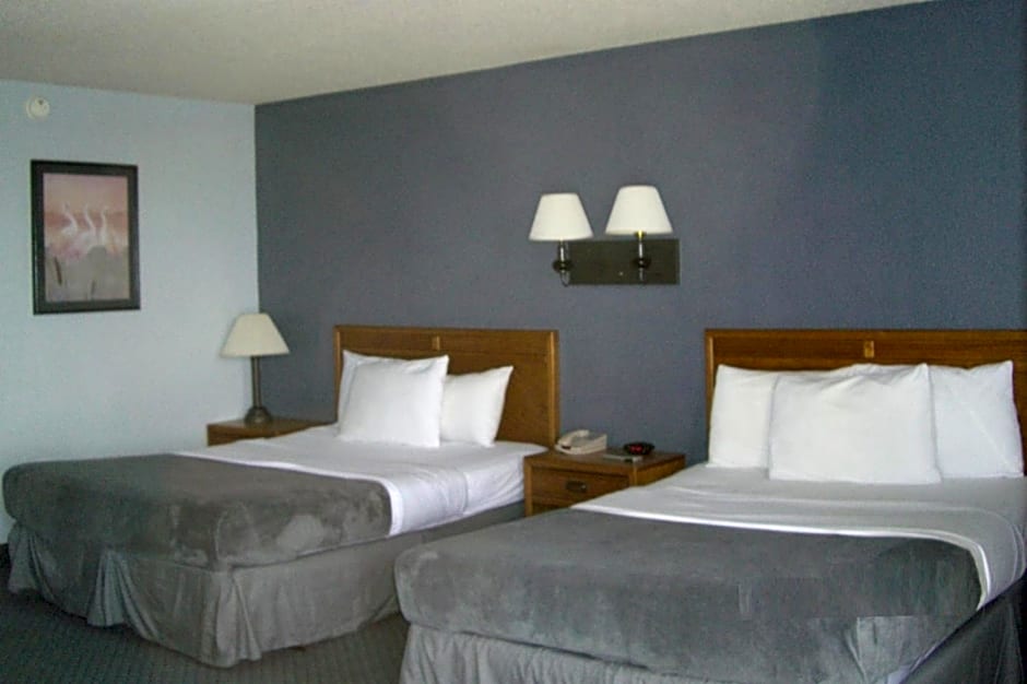 Quail's Nest Inn & Suites