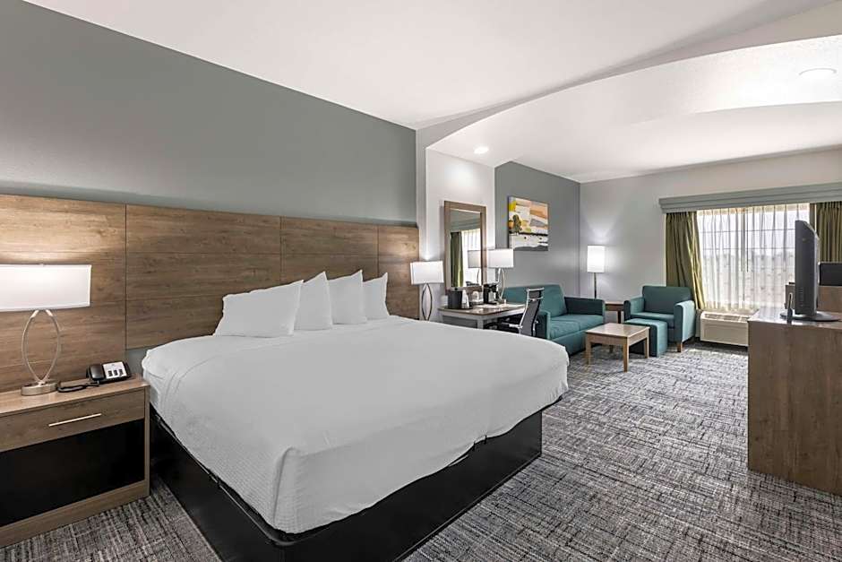 Best Western Plus MidAmerica Hotel