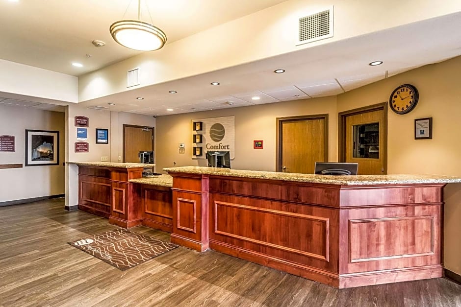 Comfort Inn & Suites