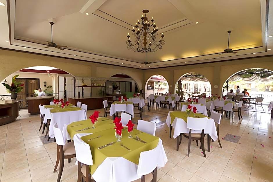 Montebello Villa Hotel