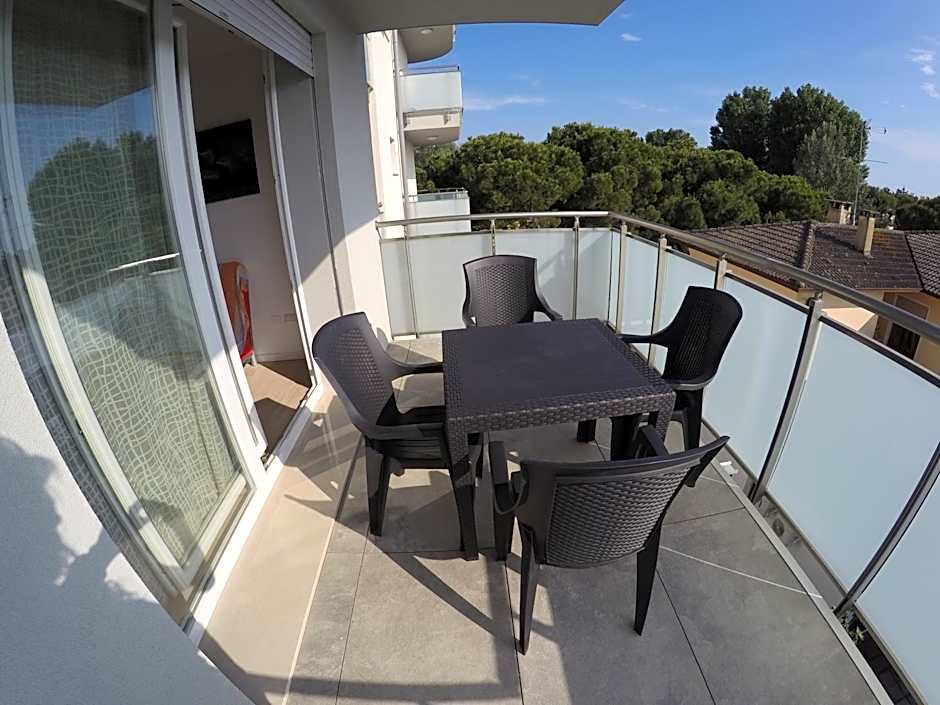 RESIDENCE CAORLE TRILOCALE CON PISCINA - Agenzia Cocal