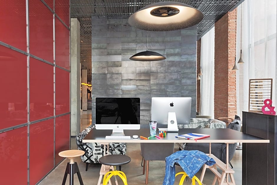 Moxy by Marriott Tbilisi