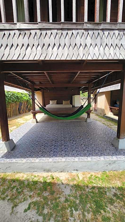 Suka Beach Bungalow