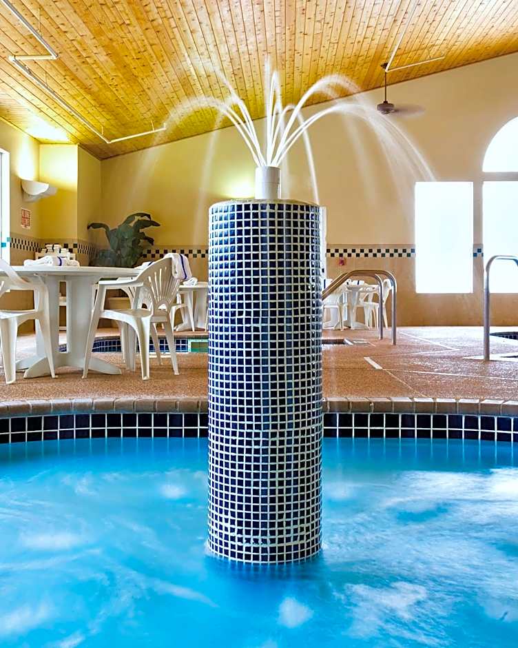 Country Inn & Suites by Radisson Albertville near Outlet Mall